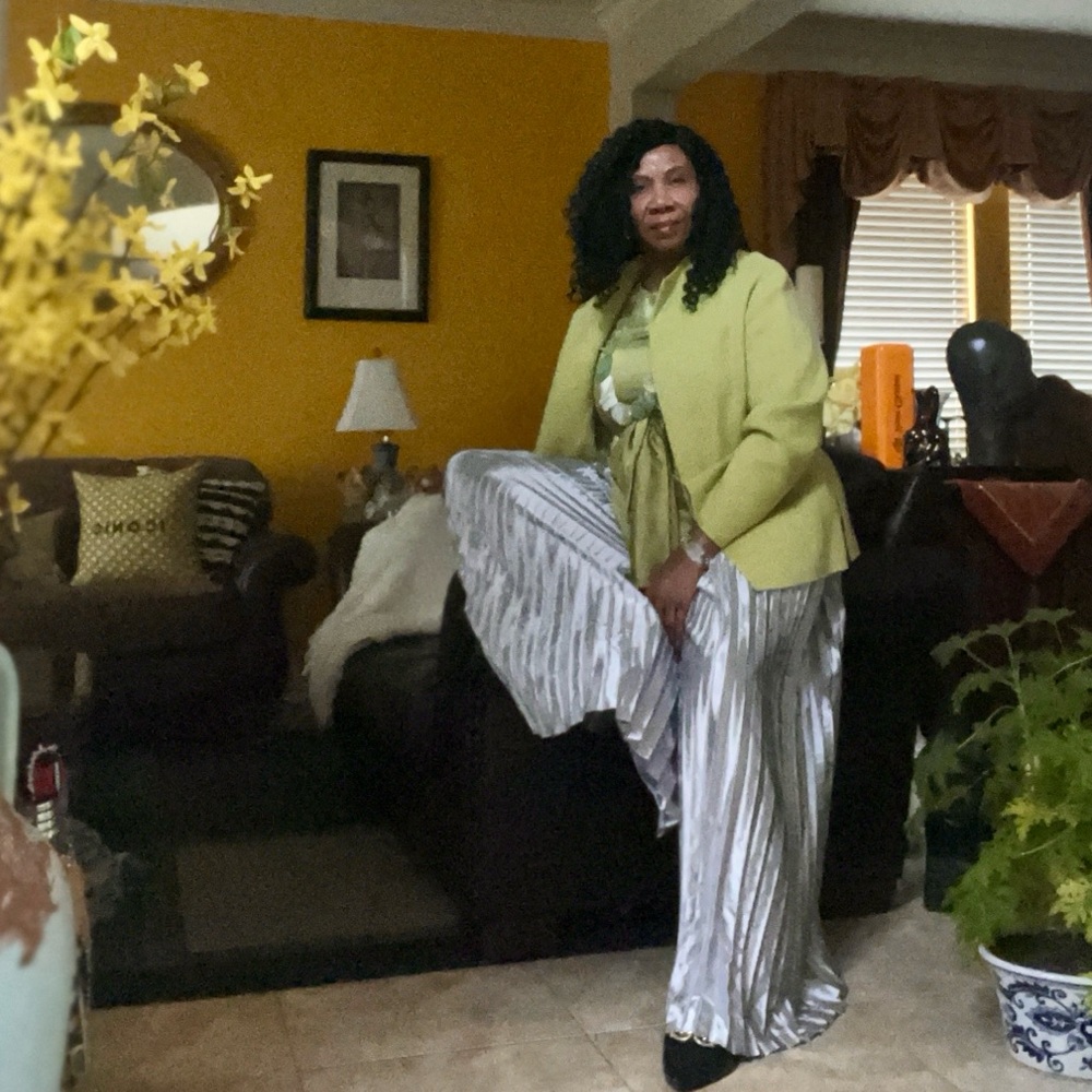 Celebrating A Bright Jacket! Everything Looks Bea… - image 7